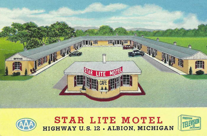 Star Lite Motel - Old Postcard (newer photo)